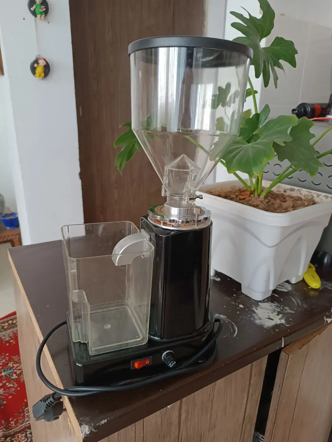 آسیاب قهوه|خردکن، آسیاب، غذاساز|سمیرم, |دیوار