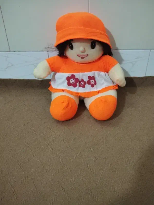 عروسک|اسباب‌‌بازی|ساوه, |دیوار