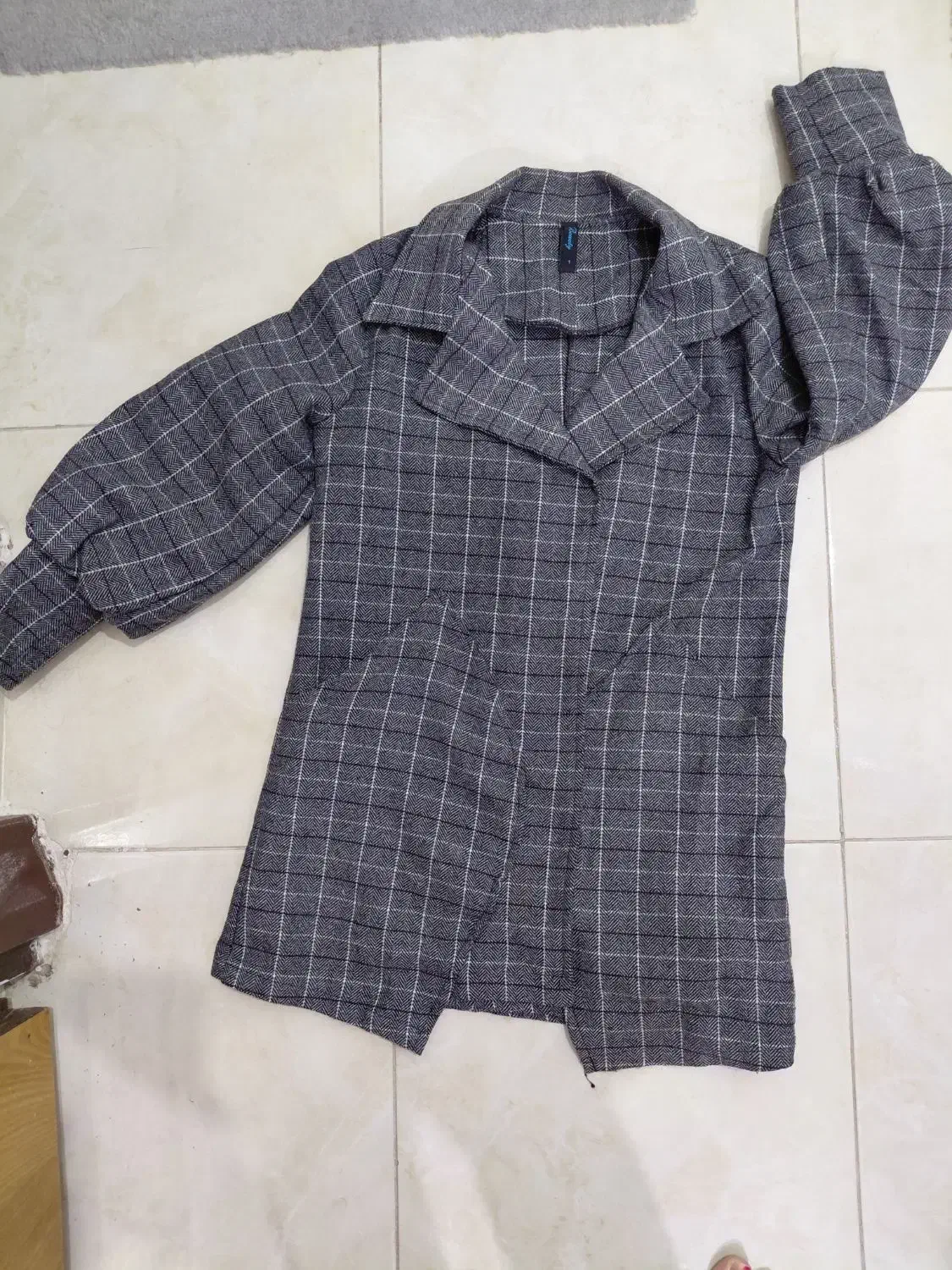 پالتو|لباس|بندرعباس, |دیوار