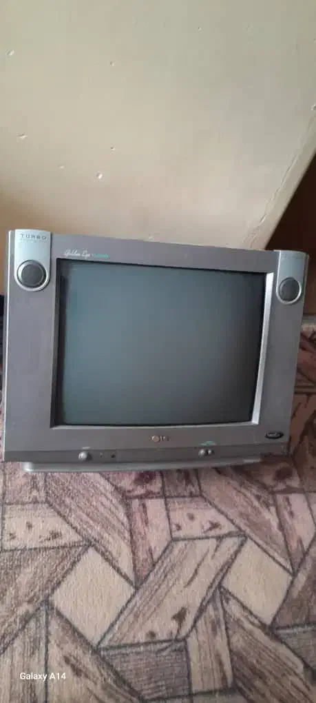 تلویزیون  الجی ۲۴|تلویزیون و پروژکتور|مرودشت, ثبت احوال|دیوار