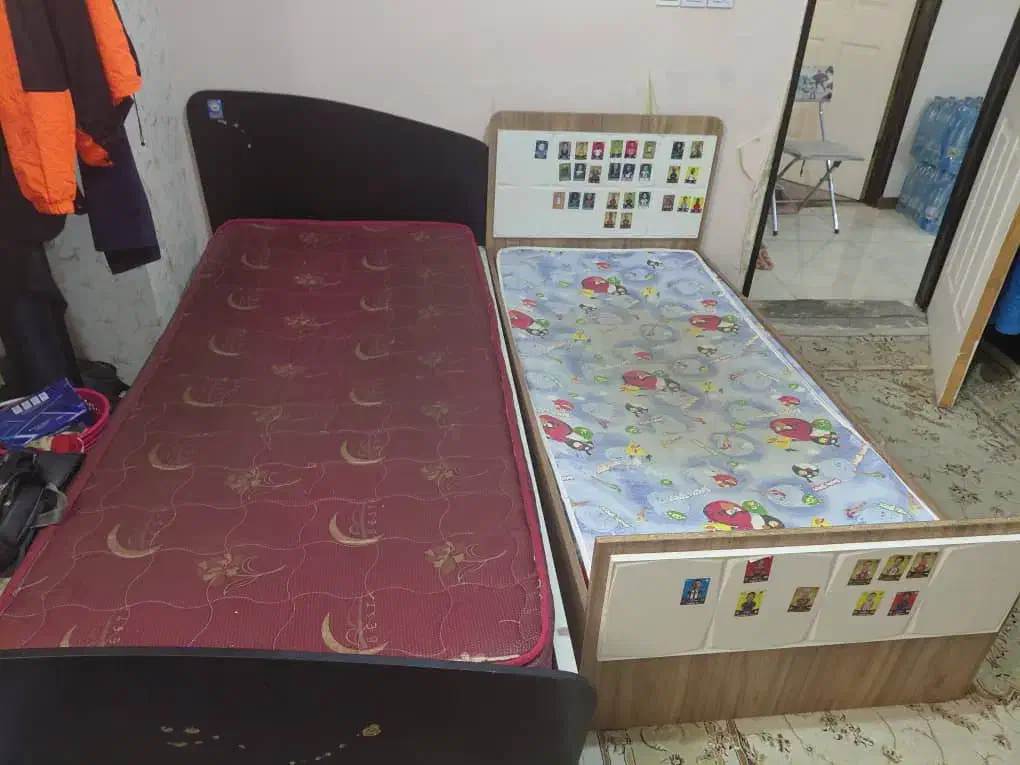 دو عدد تخت بزرگسال و نوجوان تکنفره|تخت و سرویس خواب|مشهد, الهیه|دیوار
