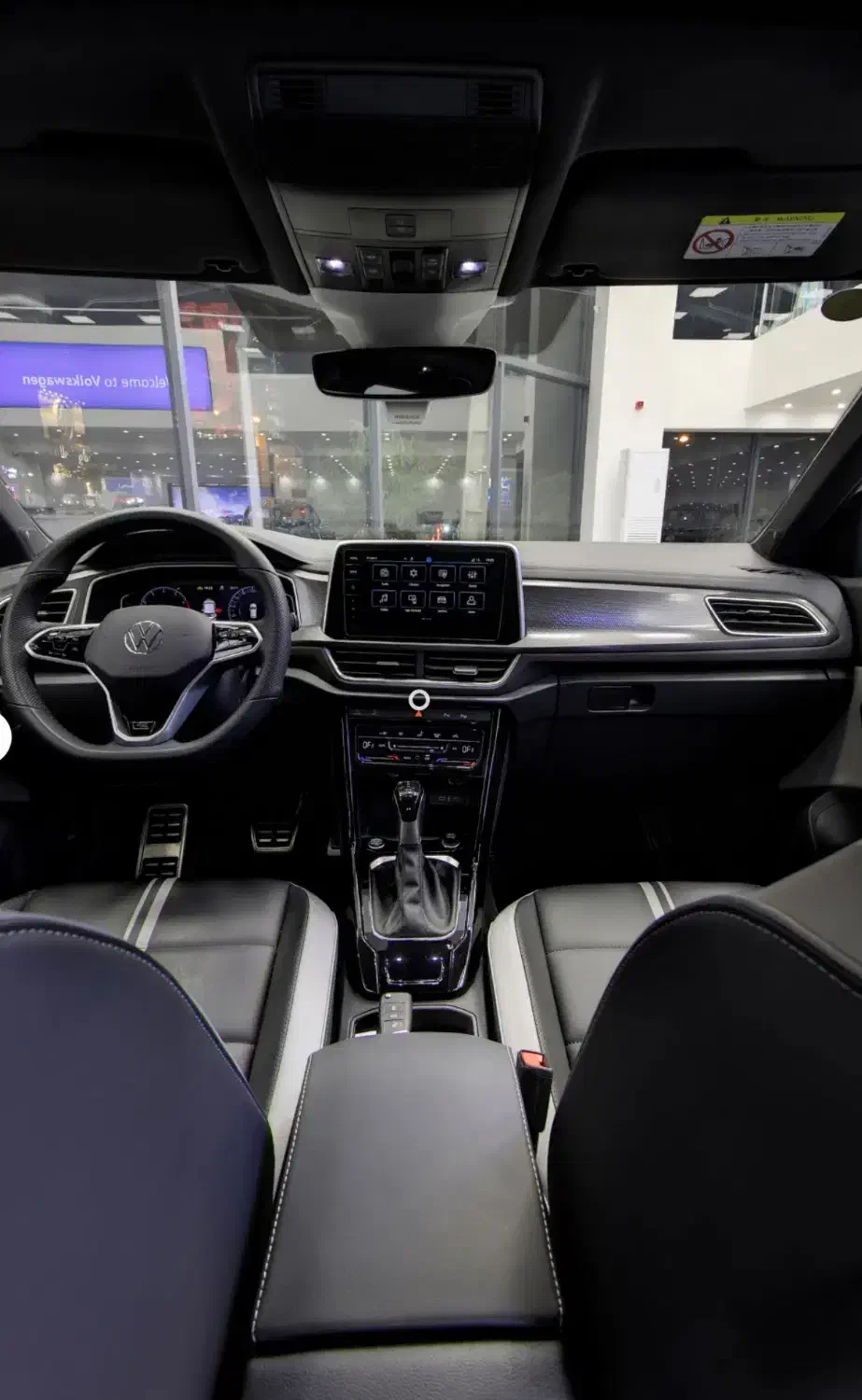 فولکس واگن تی راک ۲۰۲۵|خودرو سواری و وانت|تهران, مهران (سیدخندان)|دیوار