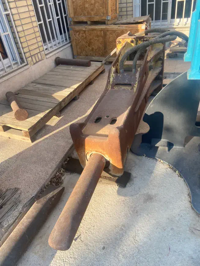 چکش (پیکور)سوسان 81|ماشینآلات صنعتی|تهران, آذربایجان|دیوار