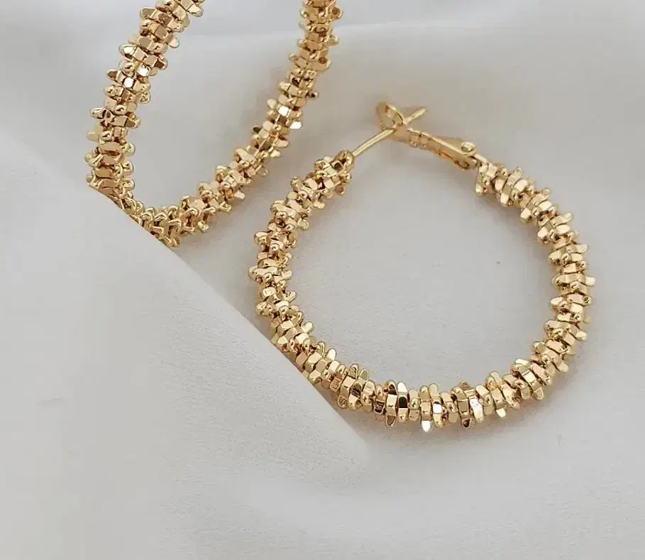 گوشواره یلدایی|بدلیجات|قم, امامزاده ابراهیم|دیوار