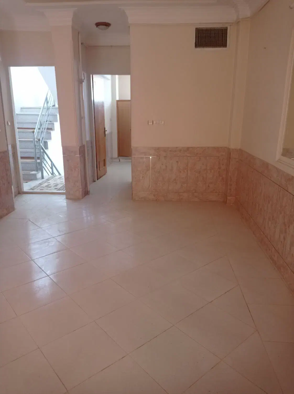 فروش مسکونی|فروش آپارتمان|شهرضا, |دیوار