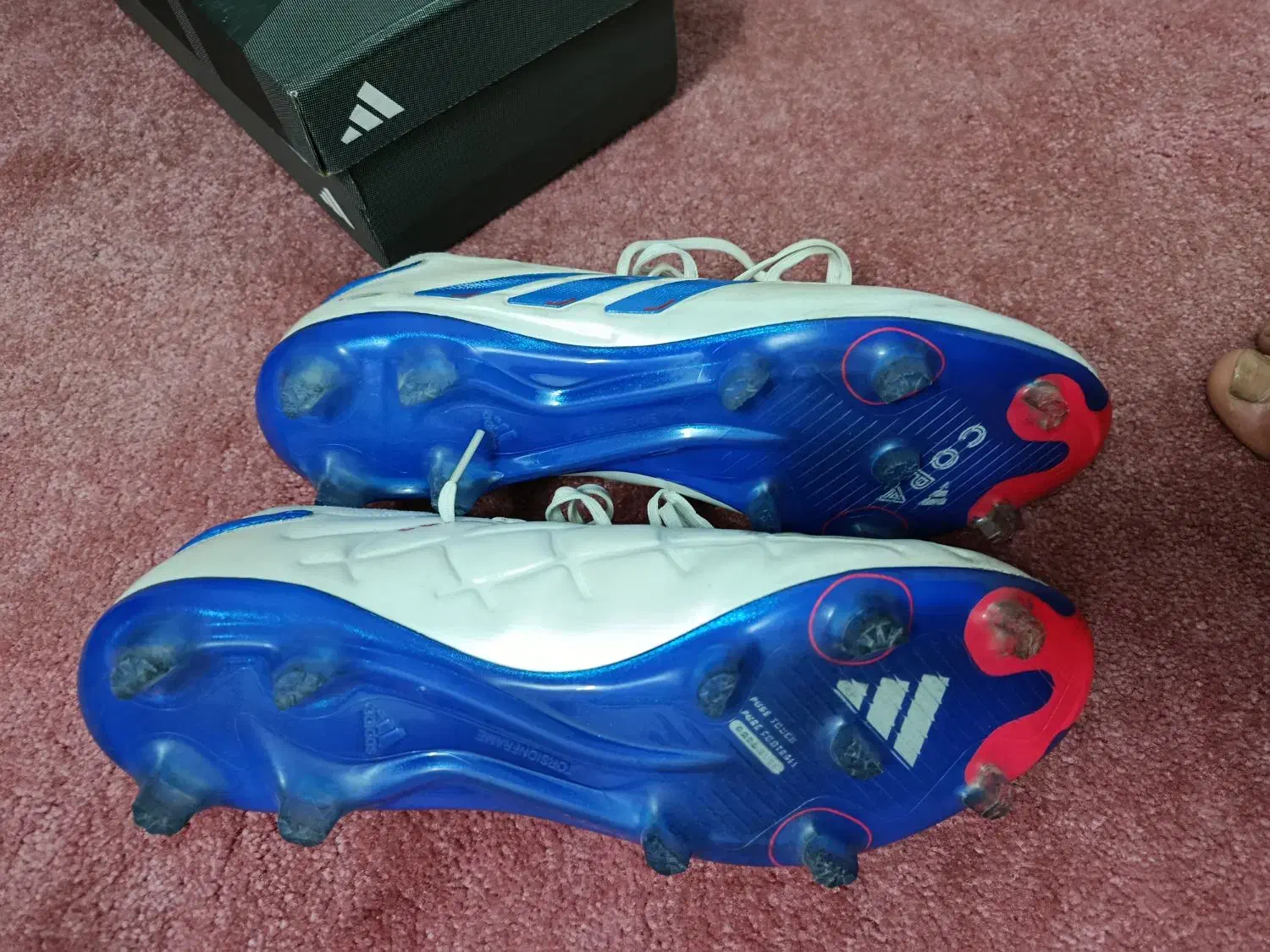 آدیداس کوپا استوک دار چمنی|کیف، کفش، کمربند|بوشهر, |دیوار