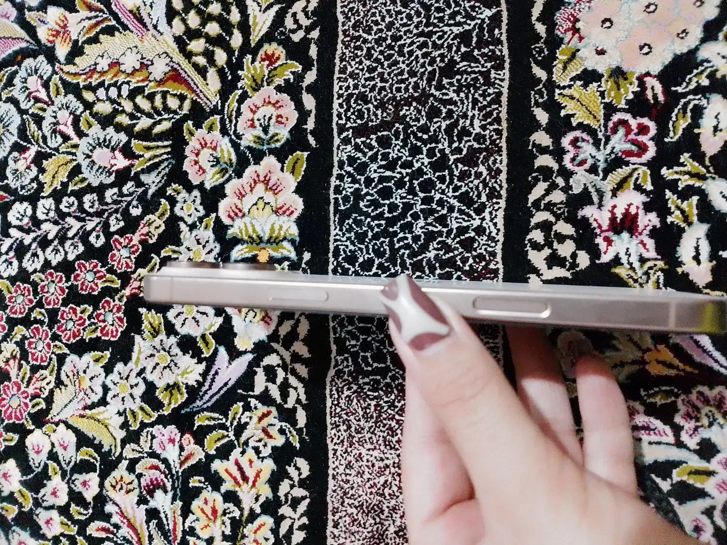 گوشی گوشی ایفون 16پرومکس|موبایل|قشم, |دیوار