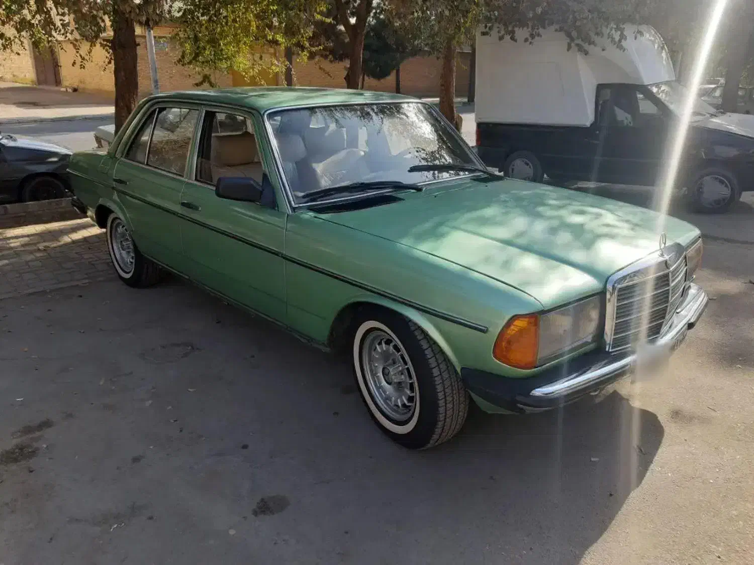 فروش خودرو کلاسیک بنز 230 دانشجویی فوق تمیز|خودرو سواری و وانت|کاشان, فاز ۲ ناجی آباد|دیوار