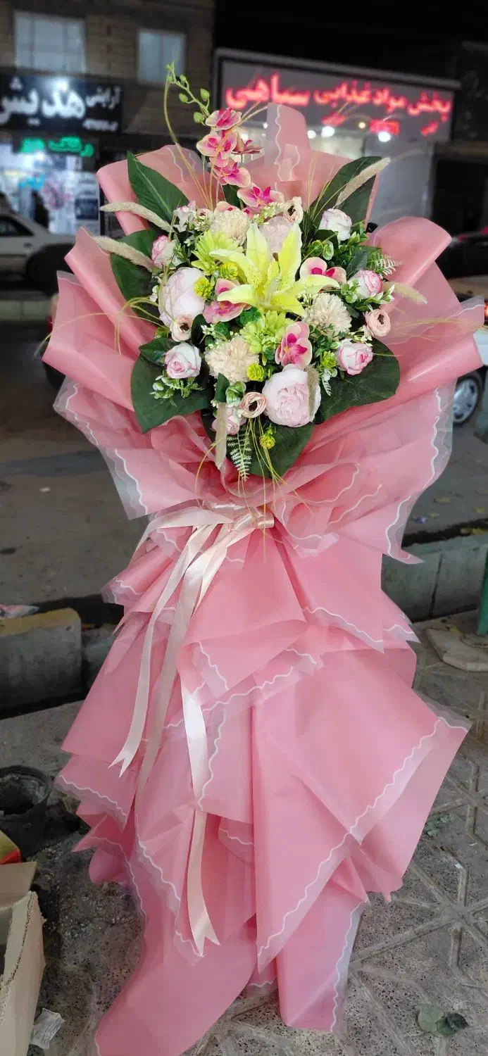 دسته گل. روز زن|گل مصنوعی|مشهد, شهید علی محمدی|دیوار