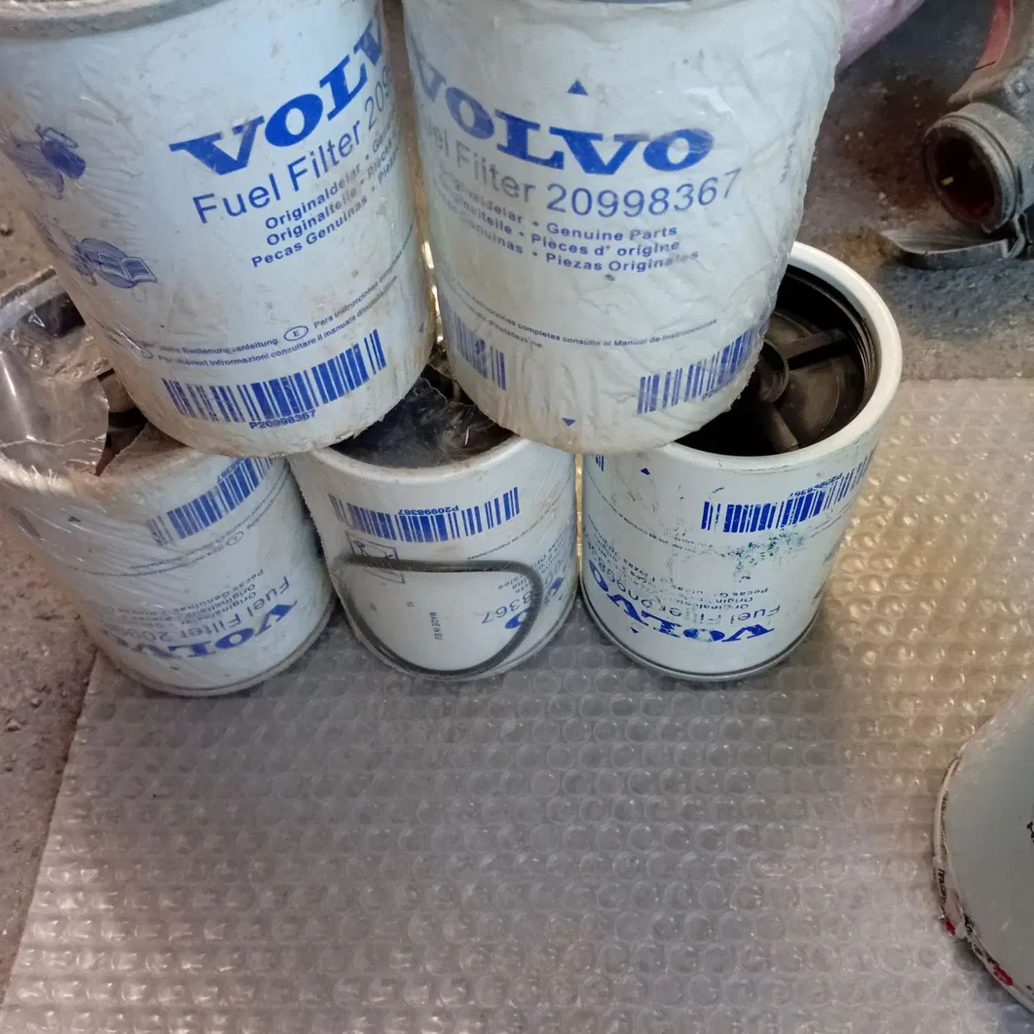 فیلتر روغن ولوو|ماشین‌آلات صنعتی|نطنز, |دیوار