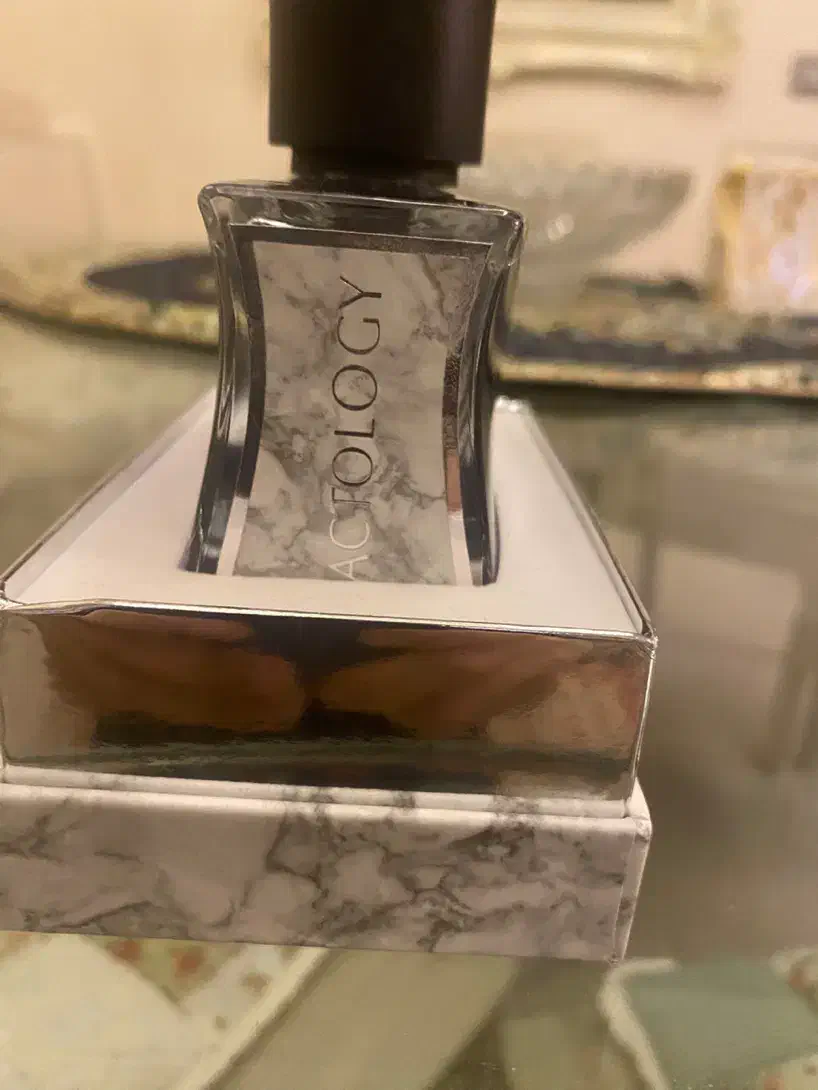 عطر زنانه|آرایشی، بهداشتی، درمانی|تهران, حسین‌آباد|دیوار