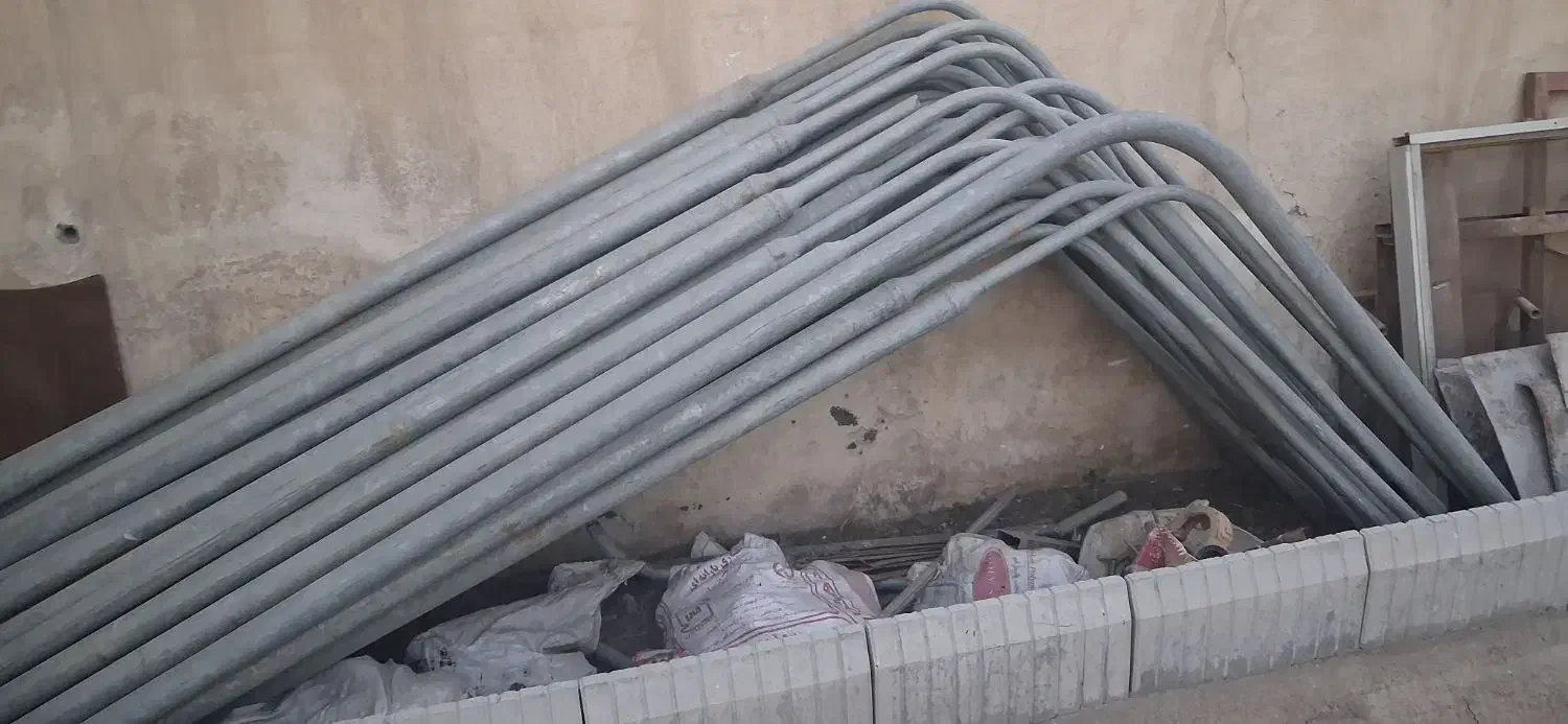 پایه چراغ برق گالوانیزه شده|لامپ و چراغ|اراک, |دیوار