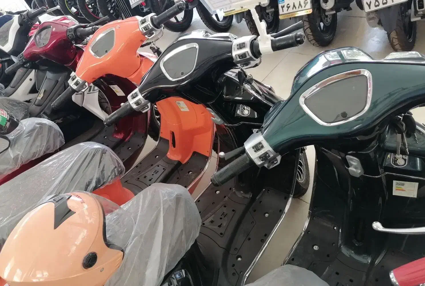 وسپا کلاسیک|موتورسیکلت|قم, کیوانفر|دیوار