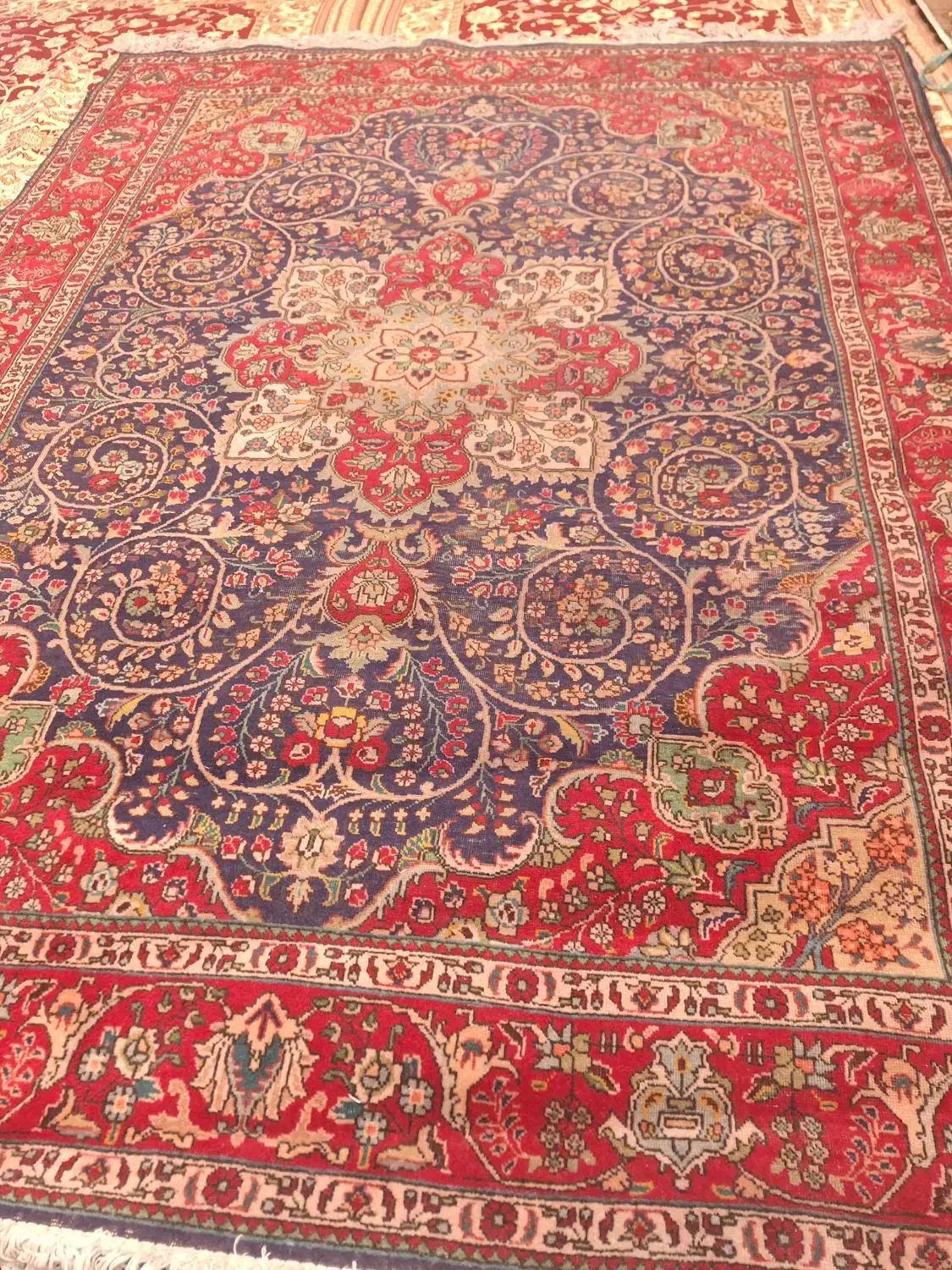 فرش دست بافت|فرش|خوی, |دیوار