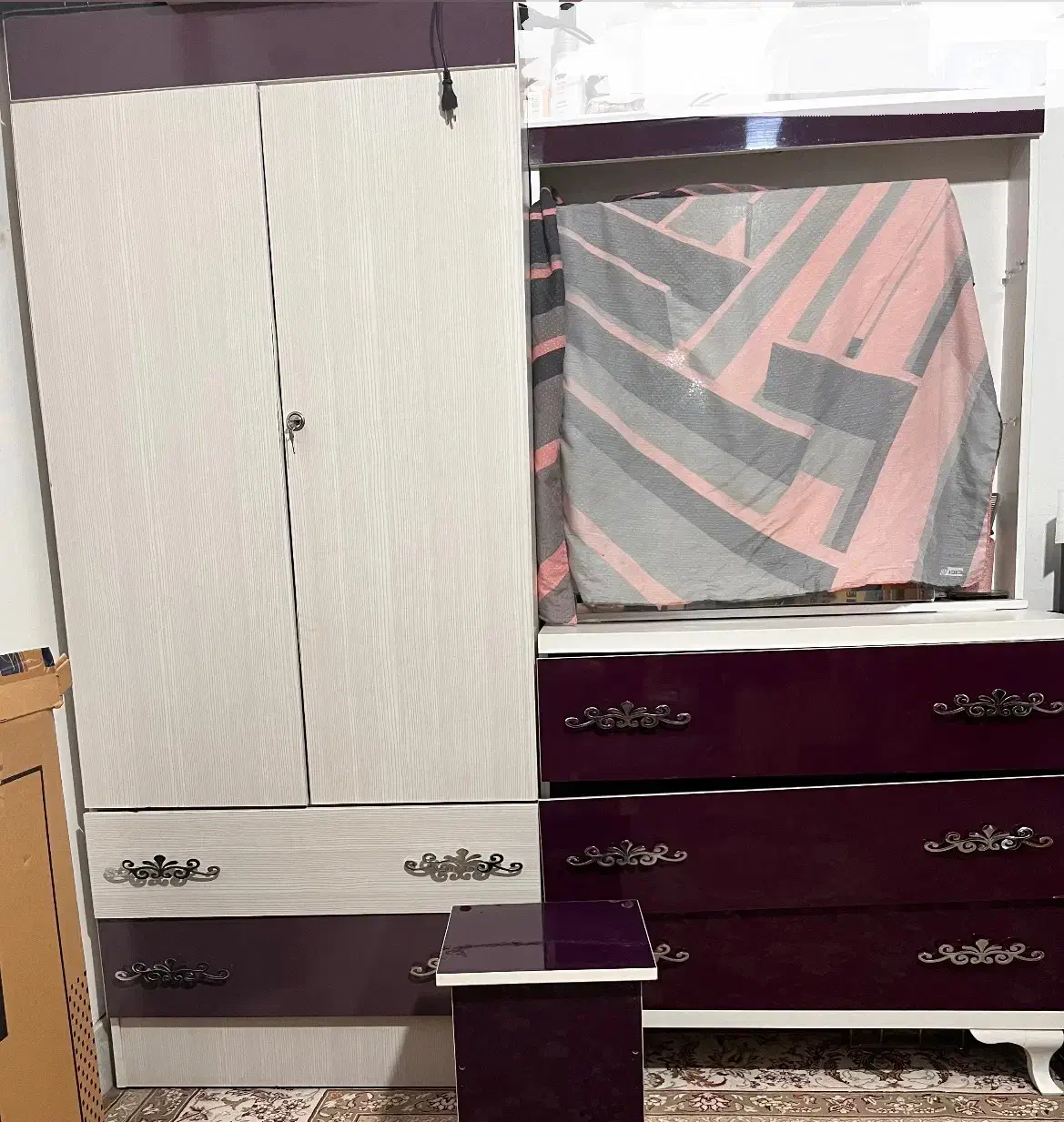 کمد و میز ارایش|جاکفشی، کمد، دراور|قم, زنبیل آباد|دیوار