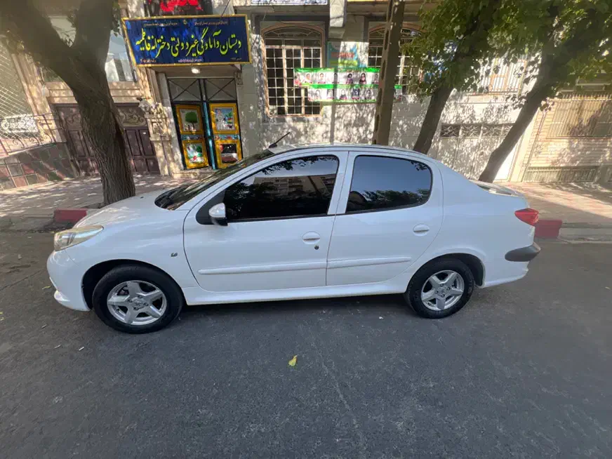 207 sd at|خودرو سواری و وانت|تهران, ایران|دیوار