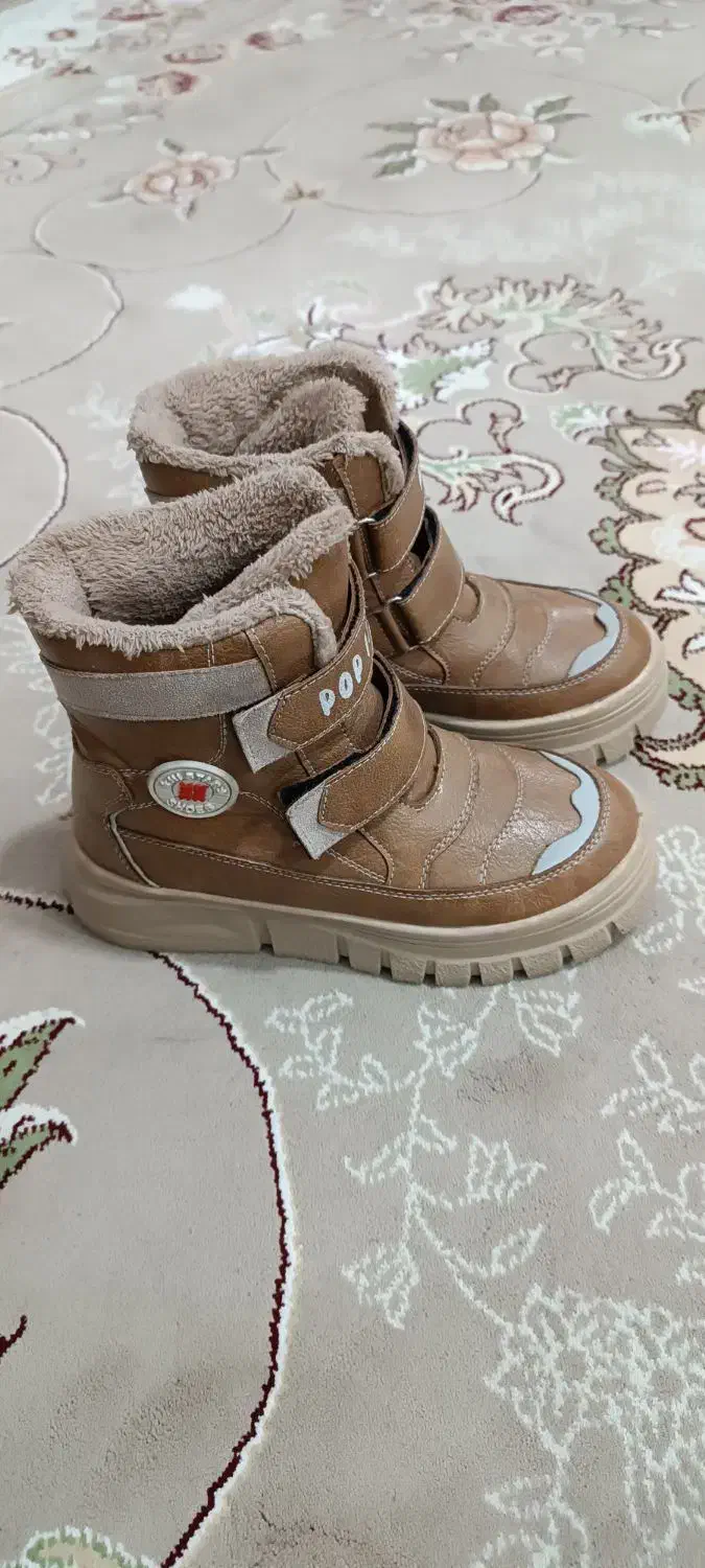 پوتین داخل خز ، نیم بوت ، بوت ، کفش|کیف، کفش، کمربند|قروه, |دیوار