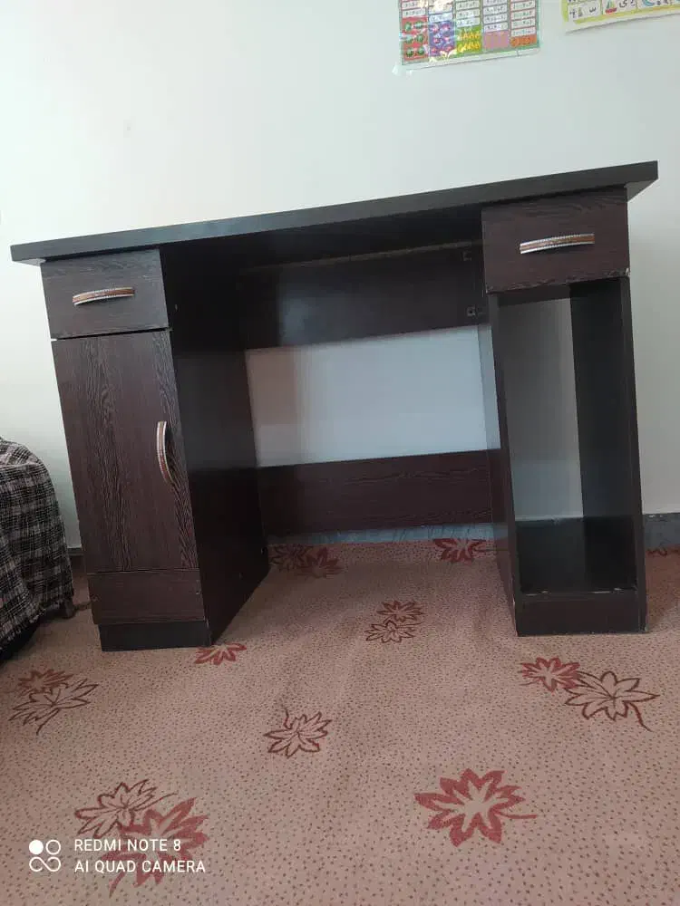 میز عالی|میز تحریر و کامپیوتر|ایوانکی, |دیوار