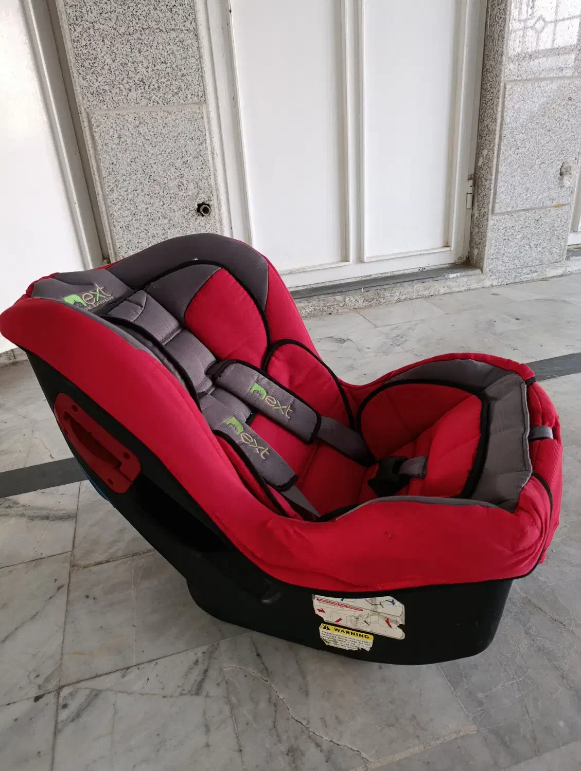 صندلی ماشین کودک|تخت و صندلی بچه|کاشان, امیرکبیر|دیوار