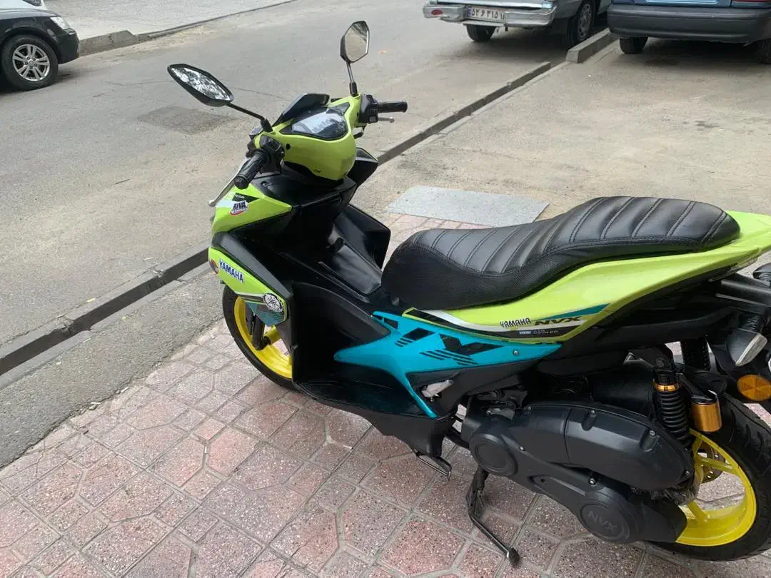 موتور طرح ایروکس کبیر nvx مدل ۱۴۰۱ کلیک|موتورسیکلت|تهران, صادقیه|دیوار