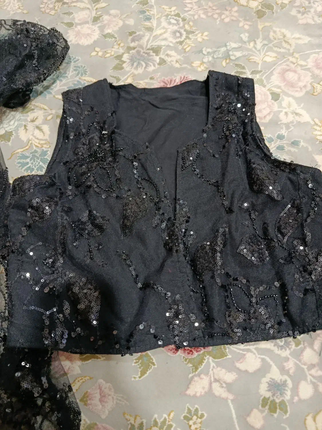 لباس مجلسی|لباس|جوانرود, |دیوار