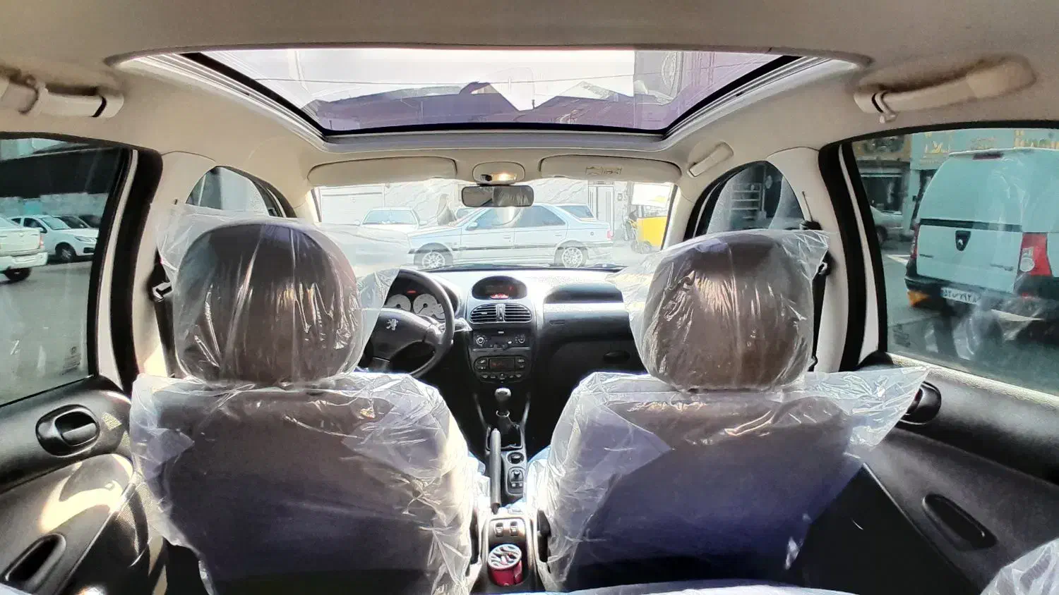 ۲۰۶ سقف شیشه تیپ ۳|خودرو سواری و وانت|رشت, بلوار گیلان|دیوار