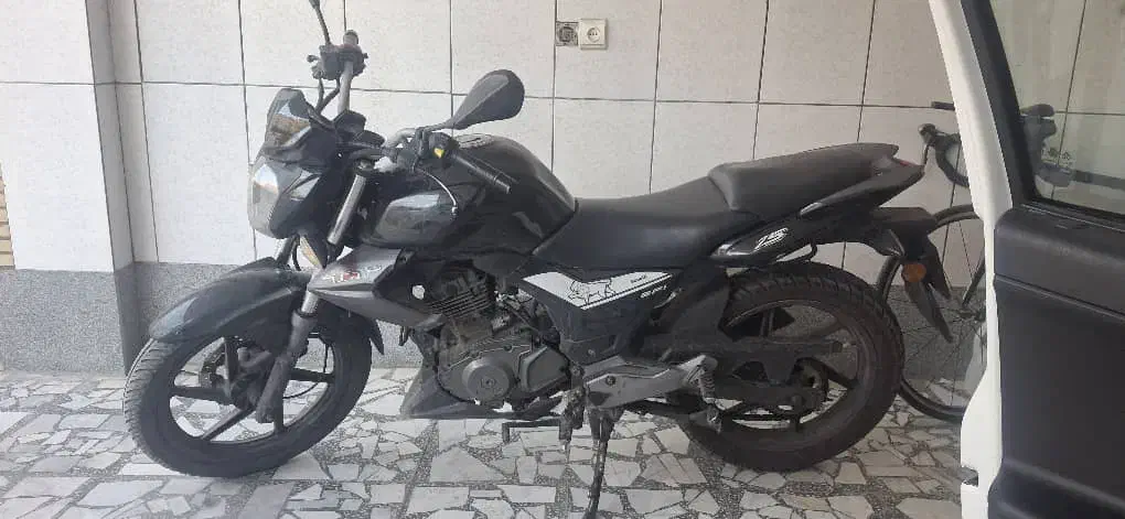 موتور بنلی 150|موتورسیکلت|اصفهان, بهارستان|دیوار