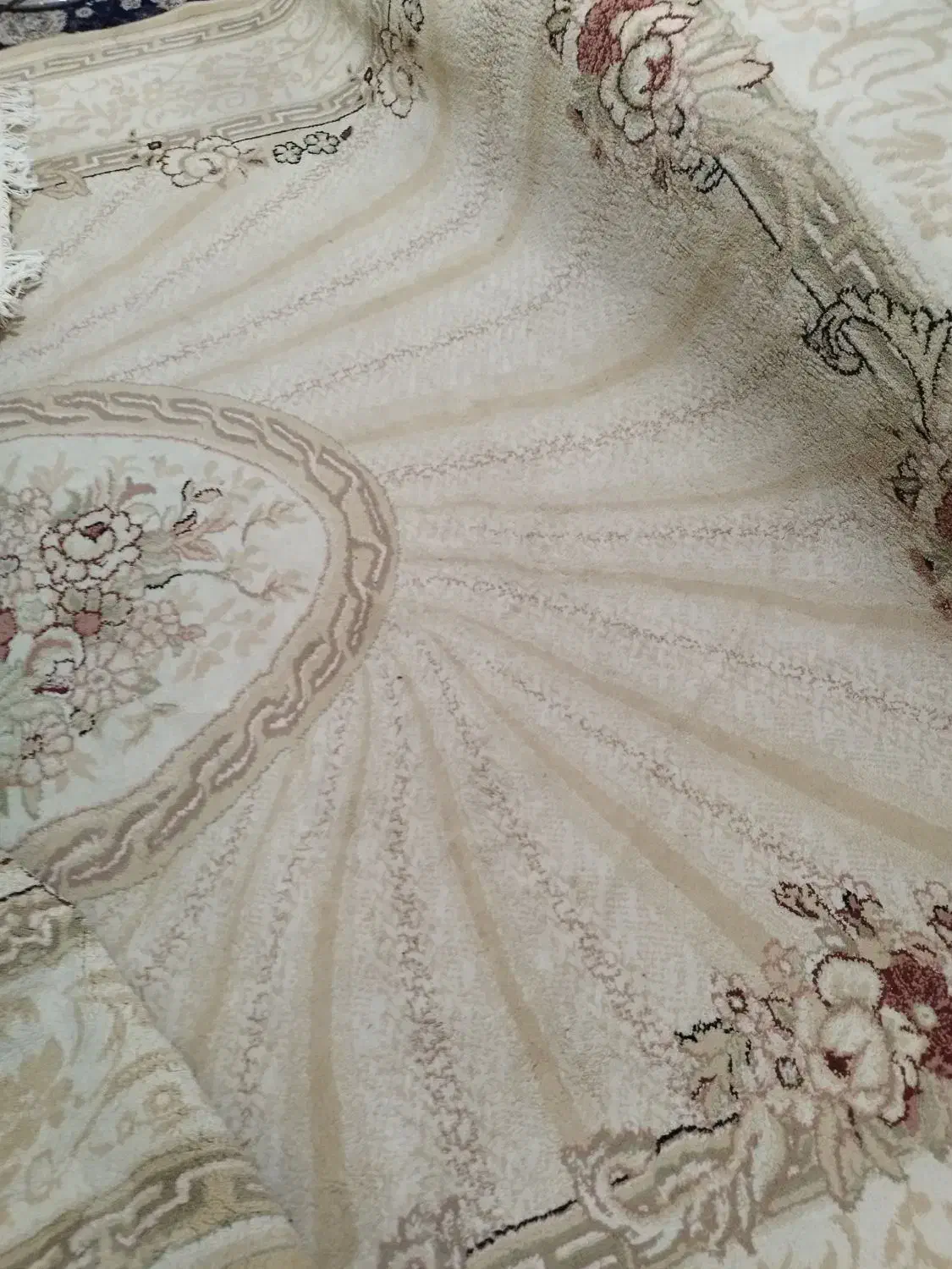 فرش ۹ متری بسیار زیبا سهند تراکم ۹۲۰ شانه|فرش|لاهیجان, کوی آزادگان|دیوار