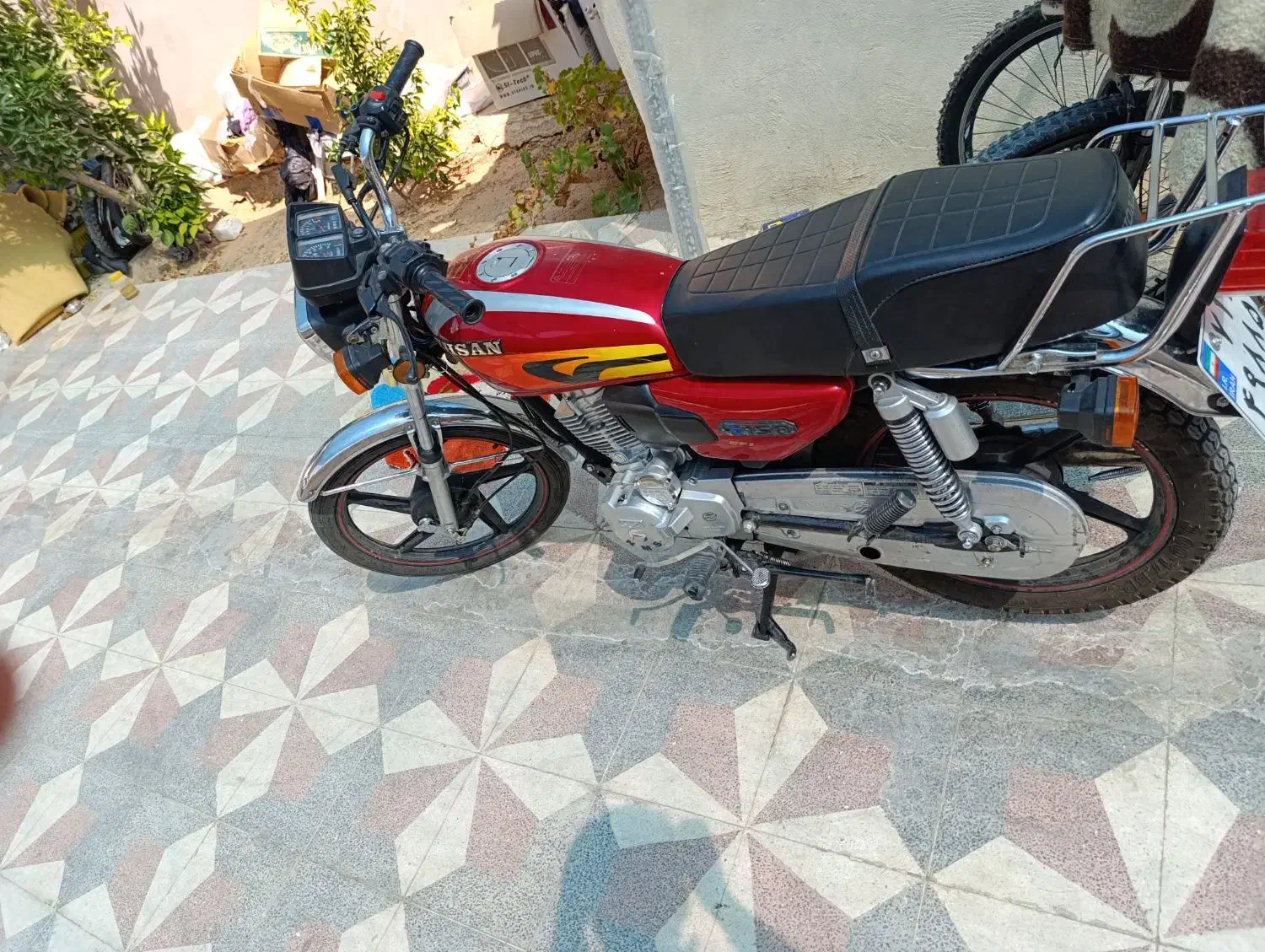 موتور 150 انژکتور|موتورسیکلت|شیراز, محراب|دیوار