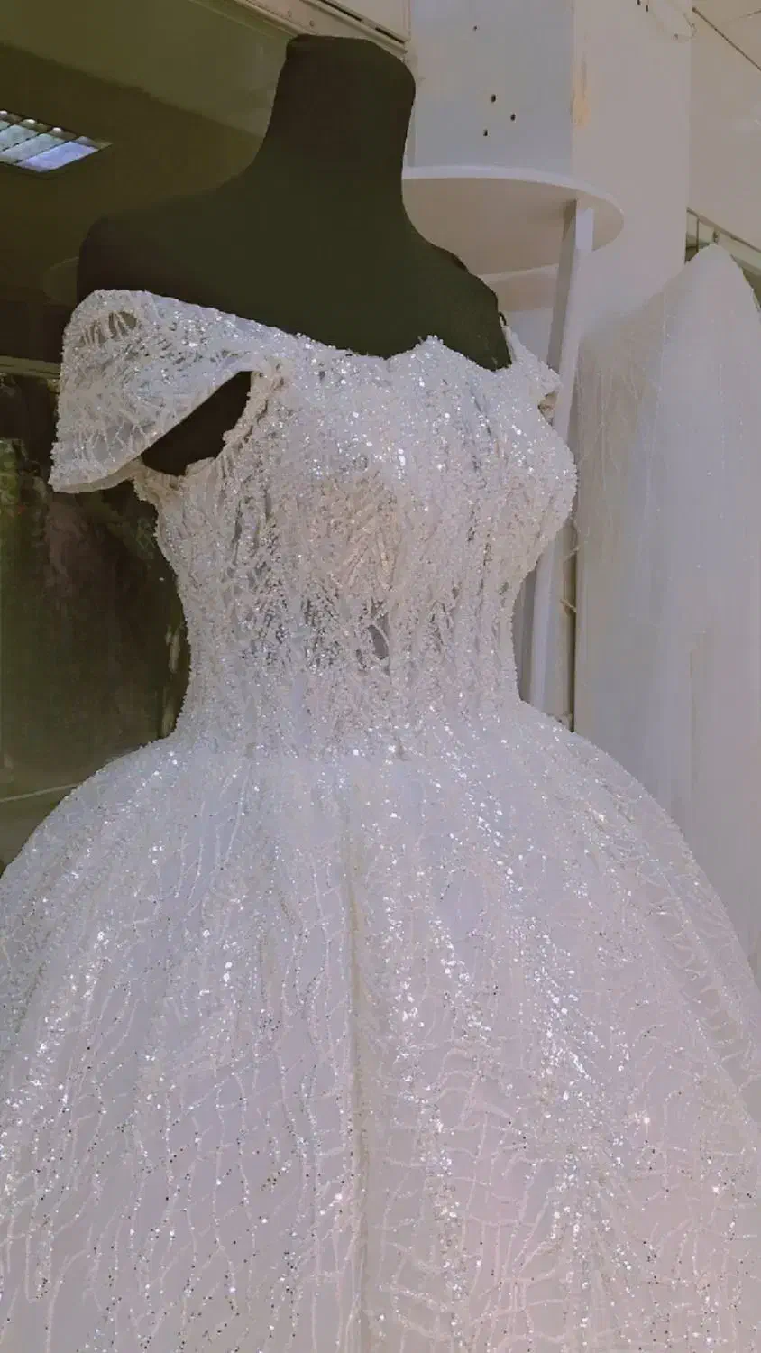 فروش لباس عروس|لباس|شهرکرد, |دیوار