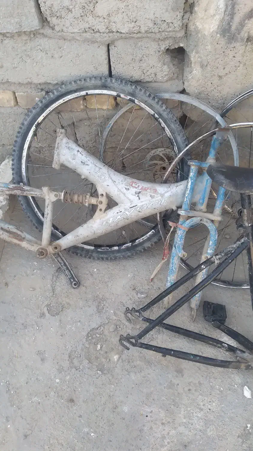 وسایل دوچرخه|دوچرخه، اسکیت، اسکوتر|زهک, |دیوار