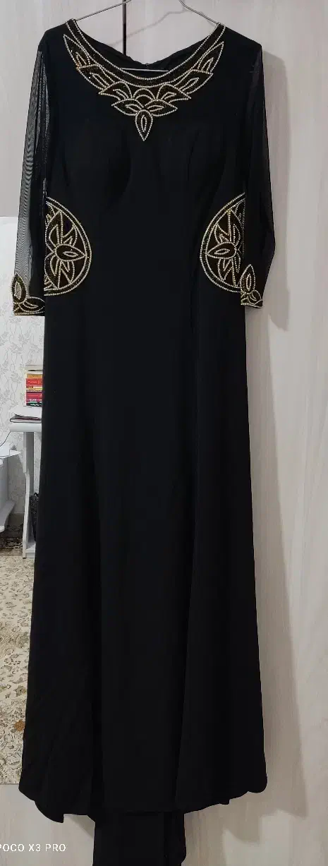 لباس شب|لباس|خاوران, |دیوار