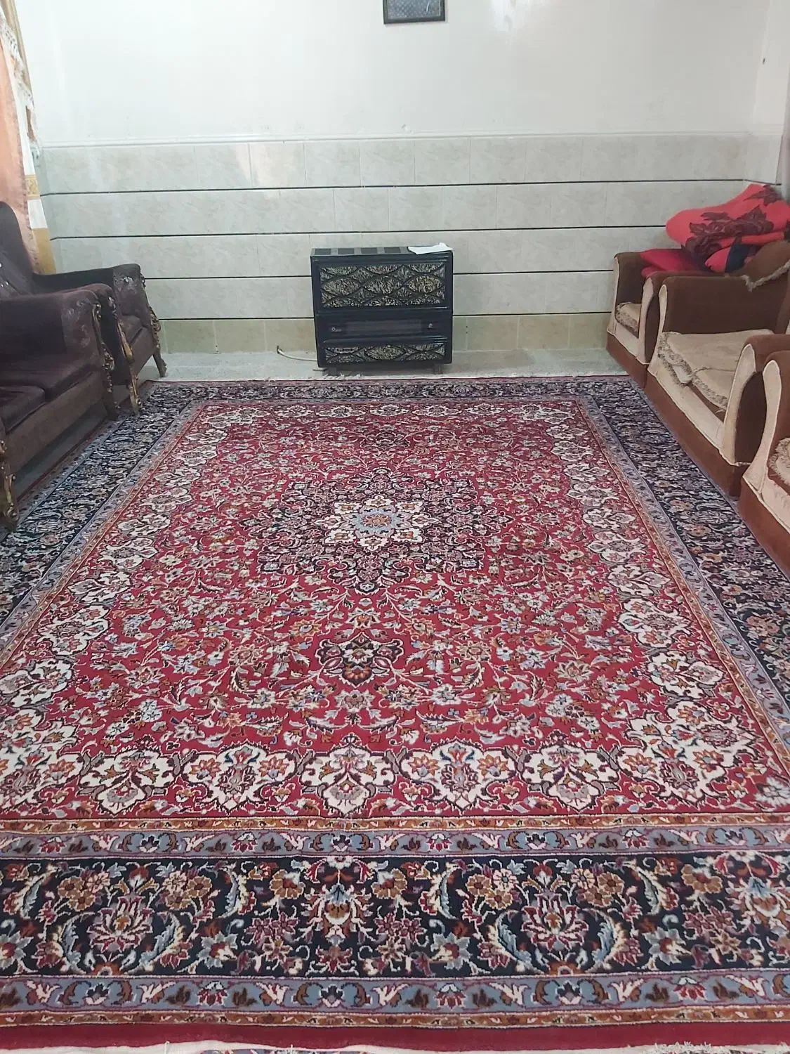فرش دوازده متری  سالم|فرش|بهبهان, |دیوار