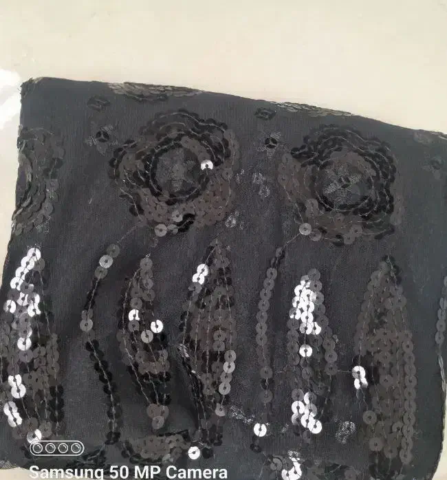 سه متر پارچه مجلسی فقط ۶۰۰ تومن|لوازم خیاطی و بافتنی|چناران, |دیوار