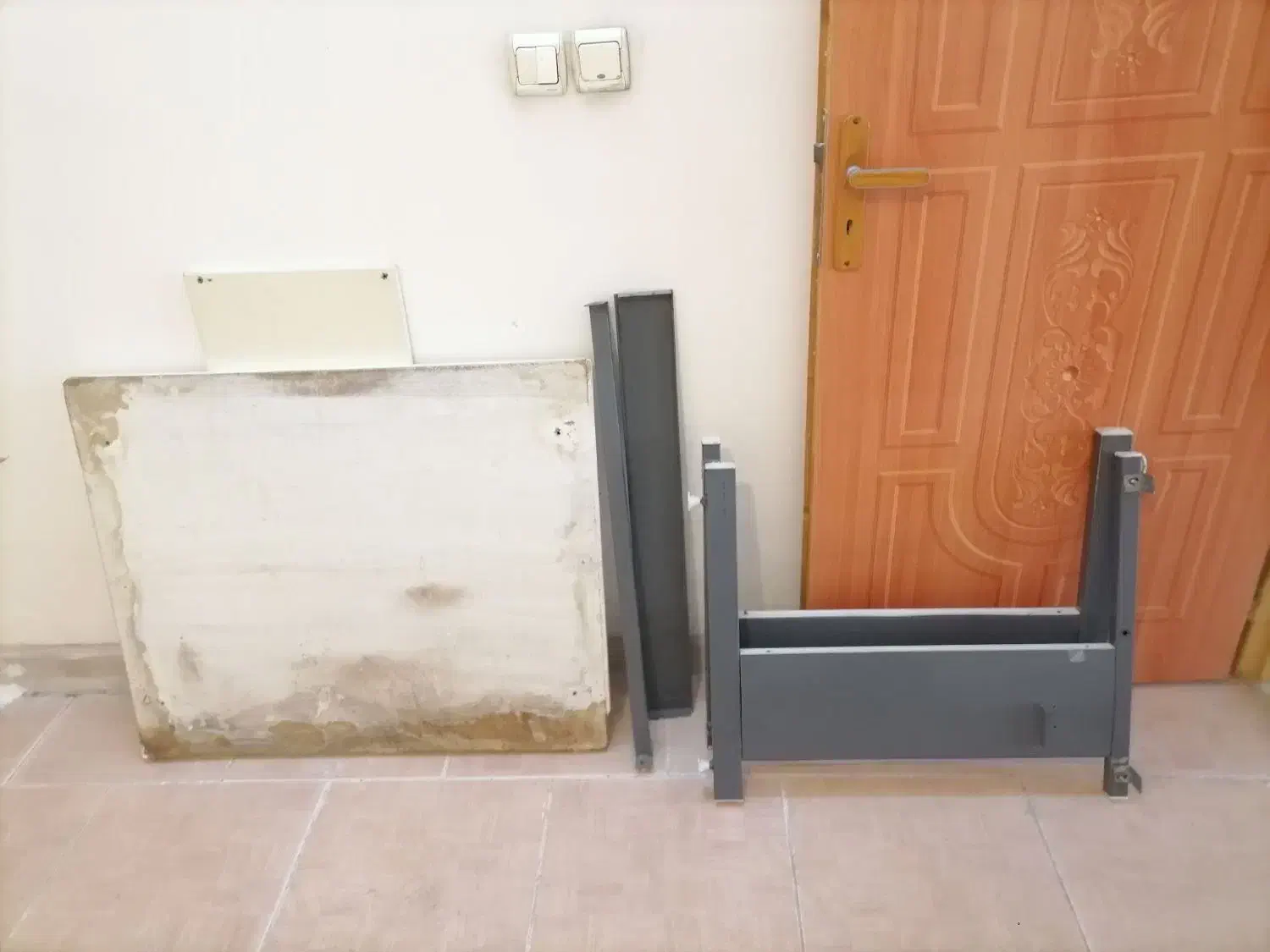 میز تحریر تاشو|میز تحریر و کامپیوتر|نسیم‌شهر, |دیوار