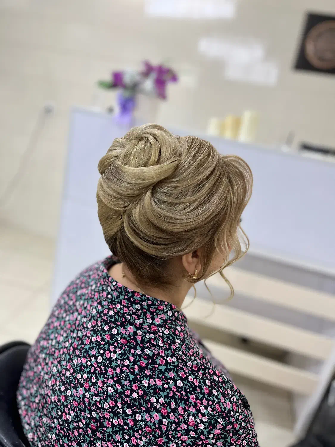 میکاپ و شنیون تخصصی|خدمات آرایشگری و زیبایی|زنجان, |دیوار