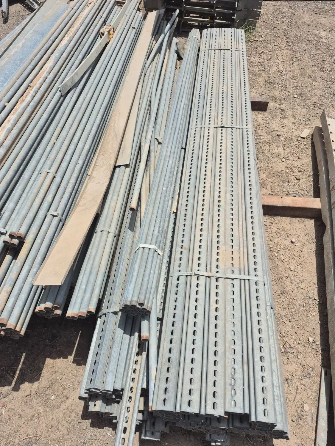 فروش سینی کابل نردبان و اتصالات جانبی مازاد پروژه|مصالح و تجهیزات ساختمان|اصفهان, هوانیروز|دیوار