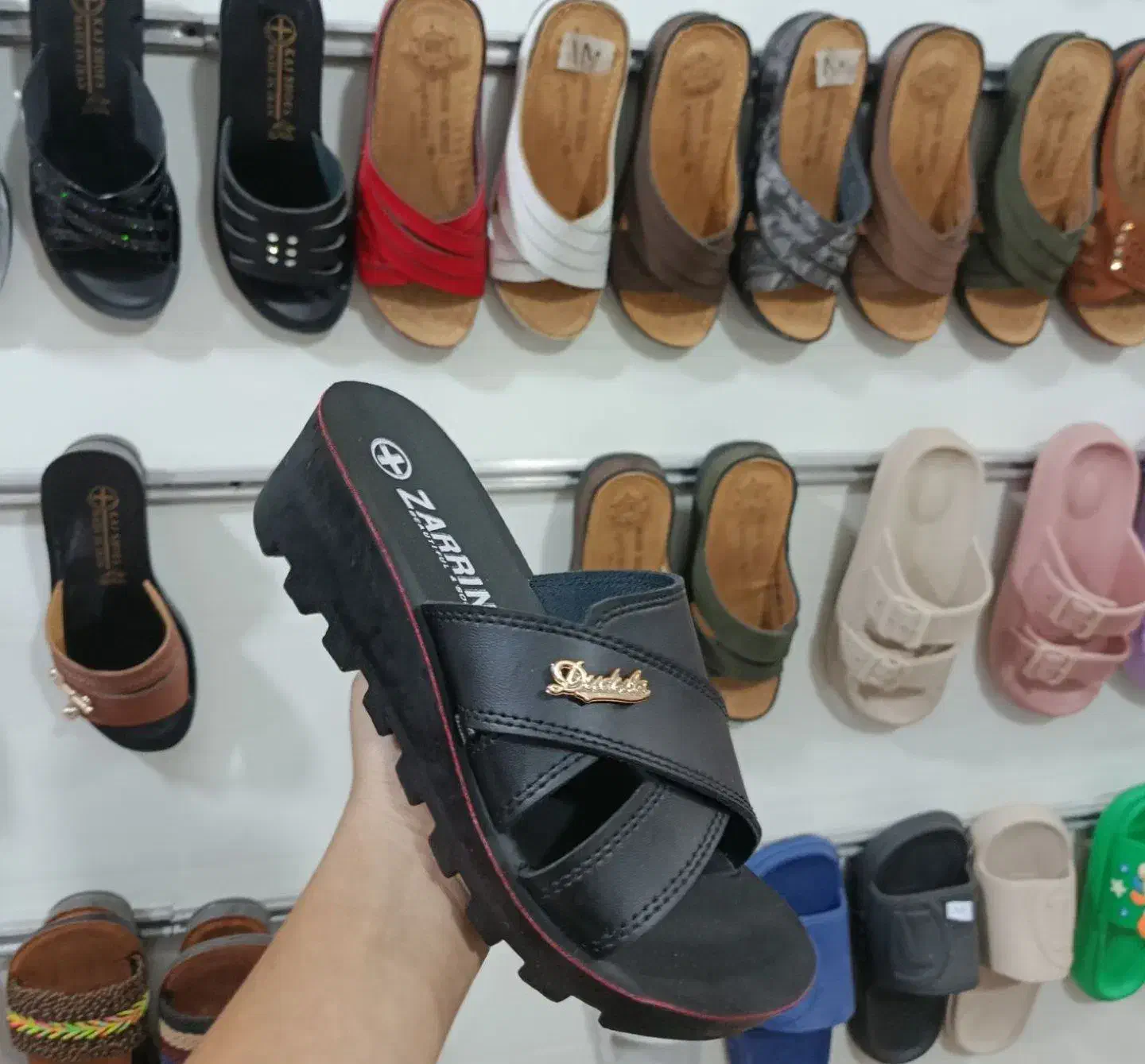 انواع دمپایی و صندل زنانه|کیف، کفش، کمربند|اهواز, گلستان|دیوار