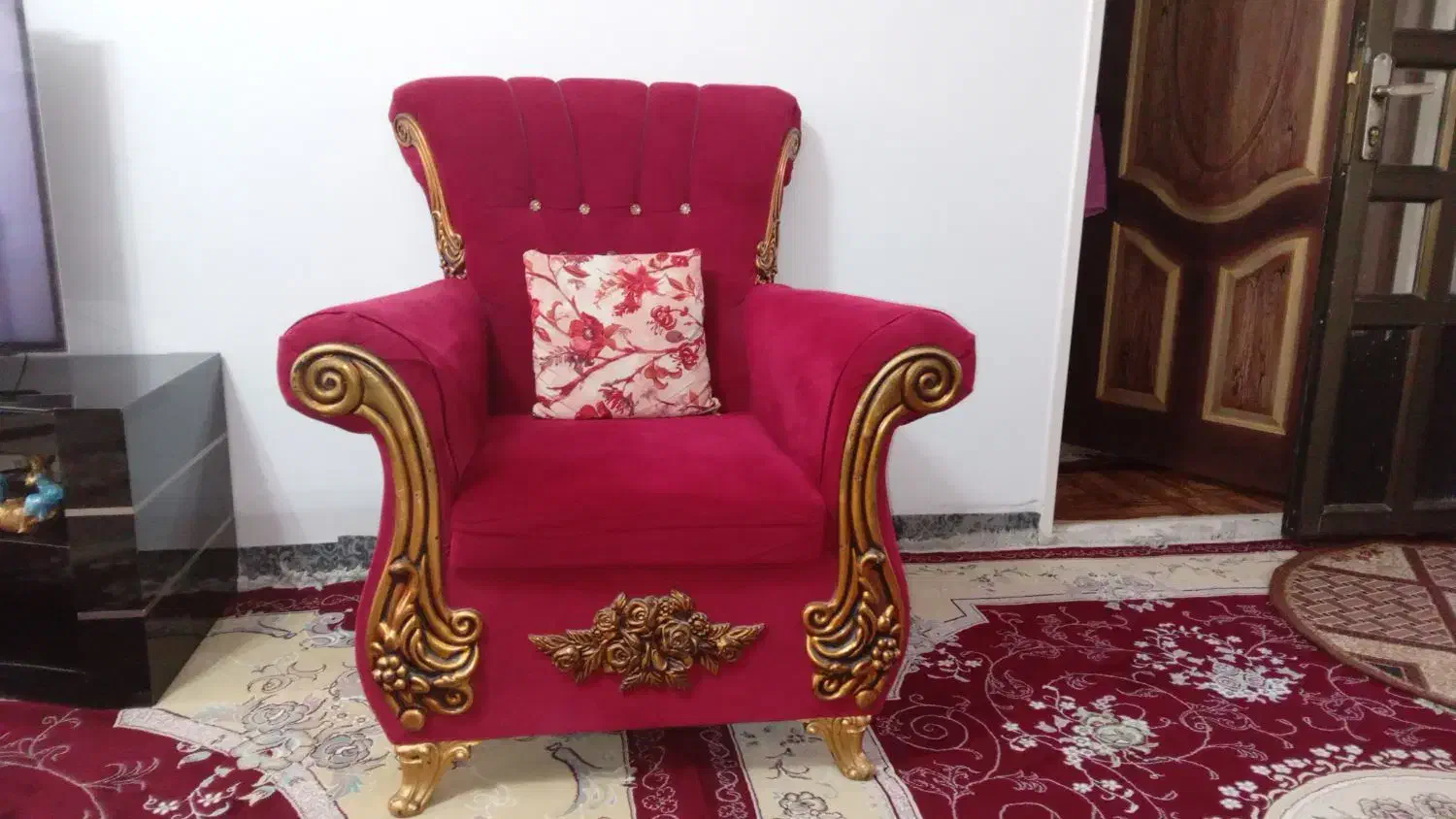 مبلمان در حد نو|مبلمان خانگی و میز عسلی|فلاورجان, |دیوار