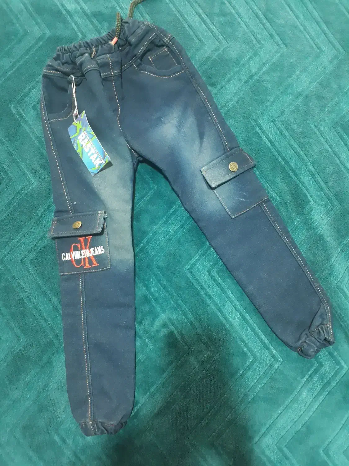 لباس نو|لباس|شیراز, شهرک گلدشت حافظ|دیوار