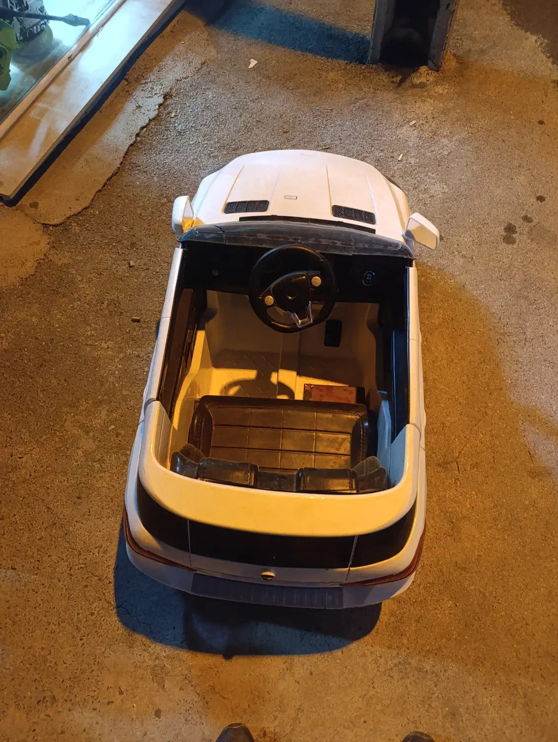 ماشین شارژی دو موتوره|اسباببازی|مهاباد (آذربایجان غربی), |دیوار