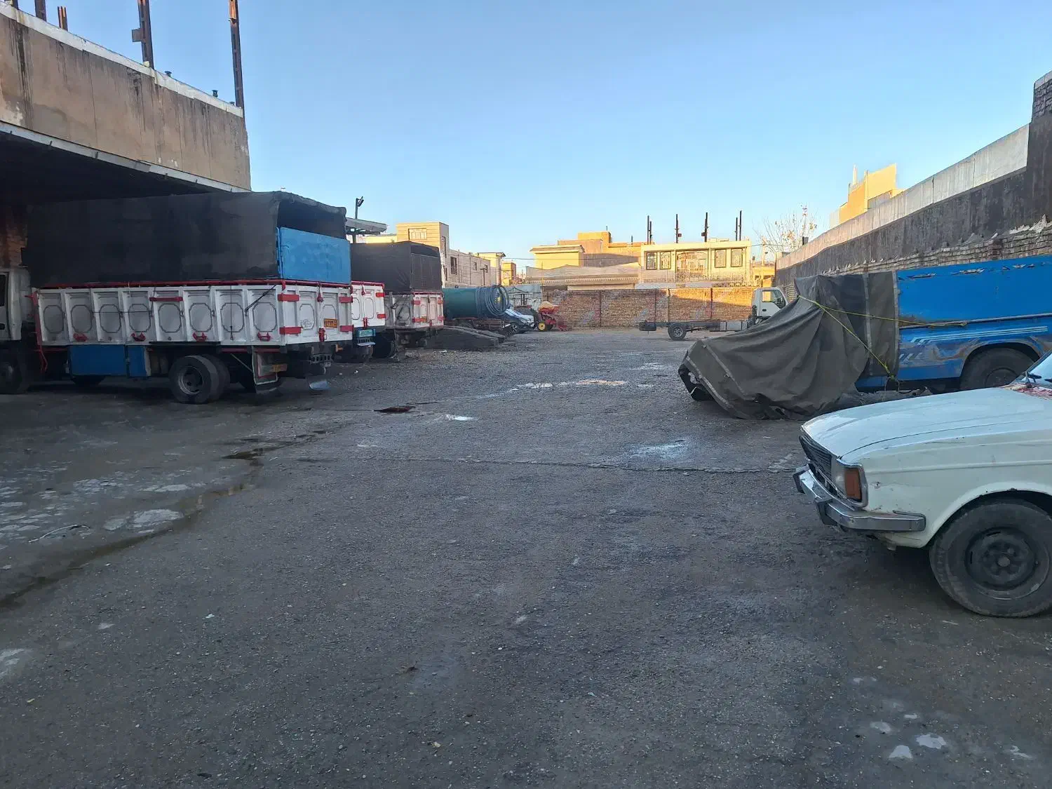 گاراج با وسایل کارواش|فروشگاه و مغازه|کوهدشت, |دیوار