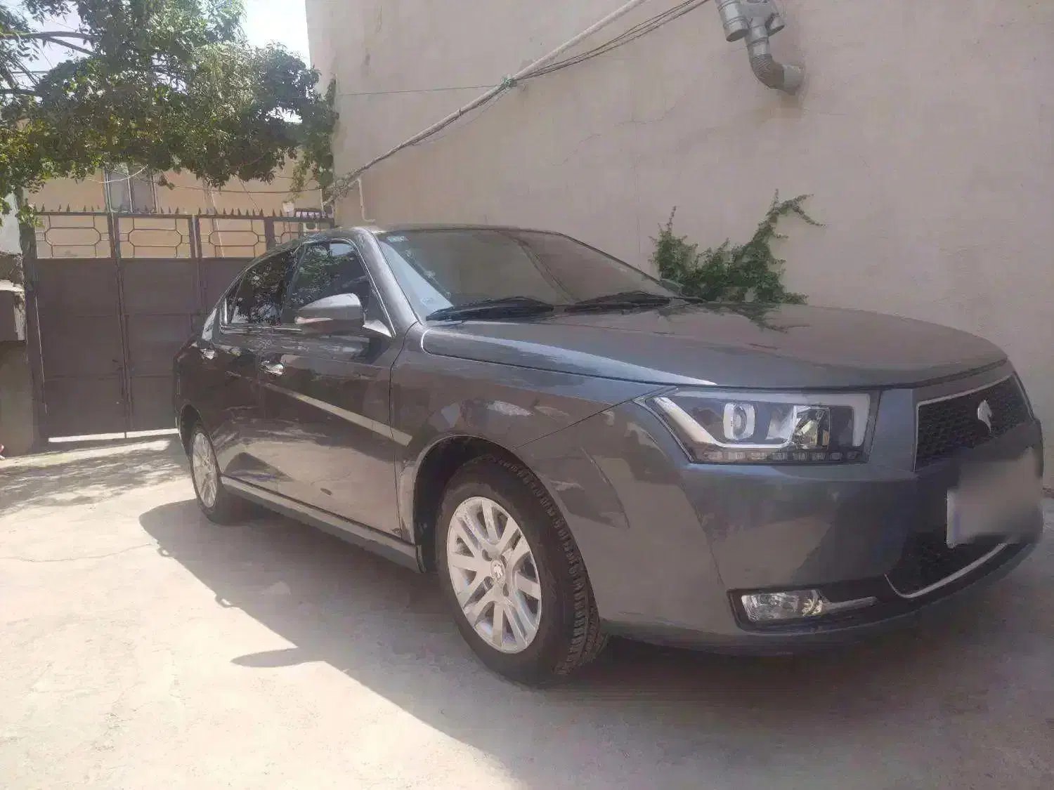 دنا پلاس 6 دنده آپشنال موتور ef7pخاکستری متالیک|خودرو سواری و وانت|کرمانشاه, |دیوار