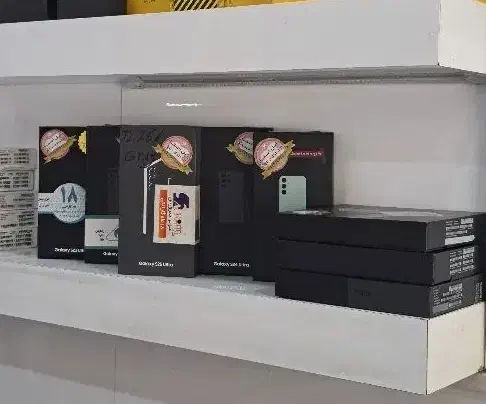 آفِرویژه فروشS25ULTRaآکبندباگارانتی شرکتیزیرقیمت|موبایل|تهران, استاد معین|دیوار