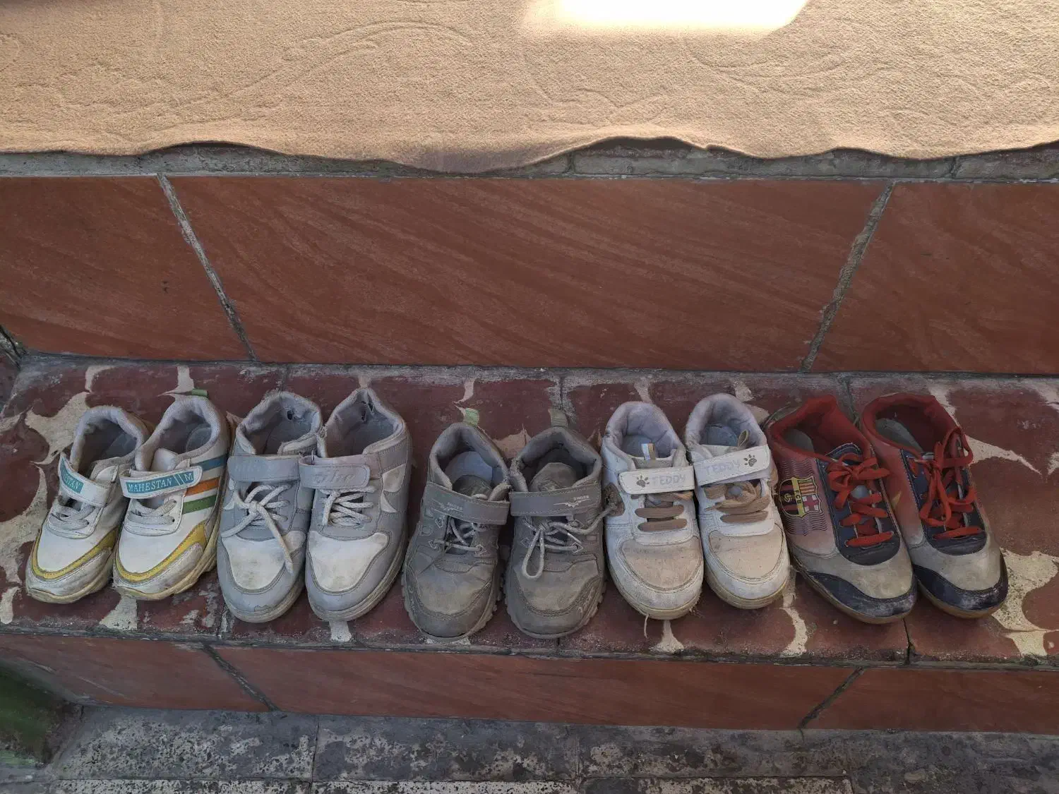 کفش بچه گانه رایگان|کفش و لباس بچه|میانه, |دیوار