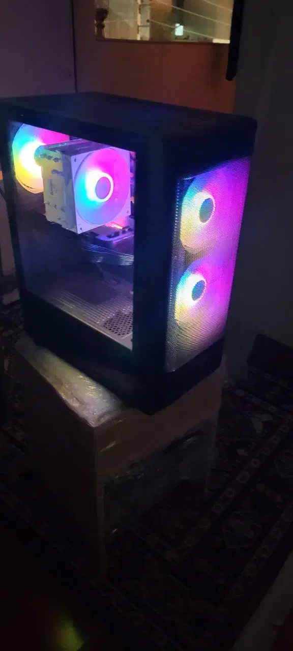 کیس کامیپوتر i5 12400.   rtx 4060|رایانه رومیزی|شیراز, شهرک سراج‎|دیوار
