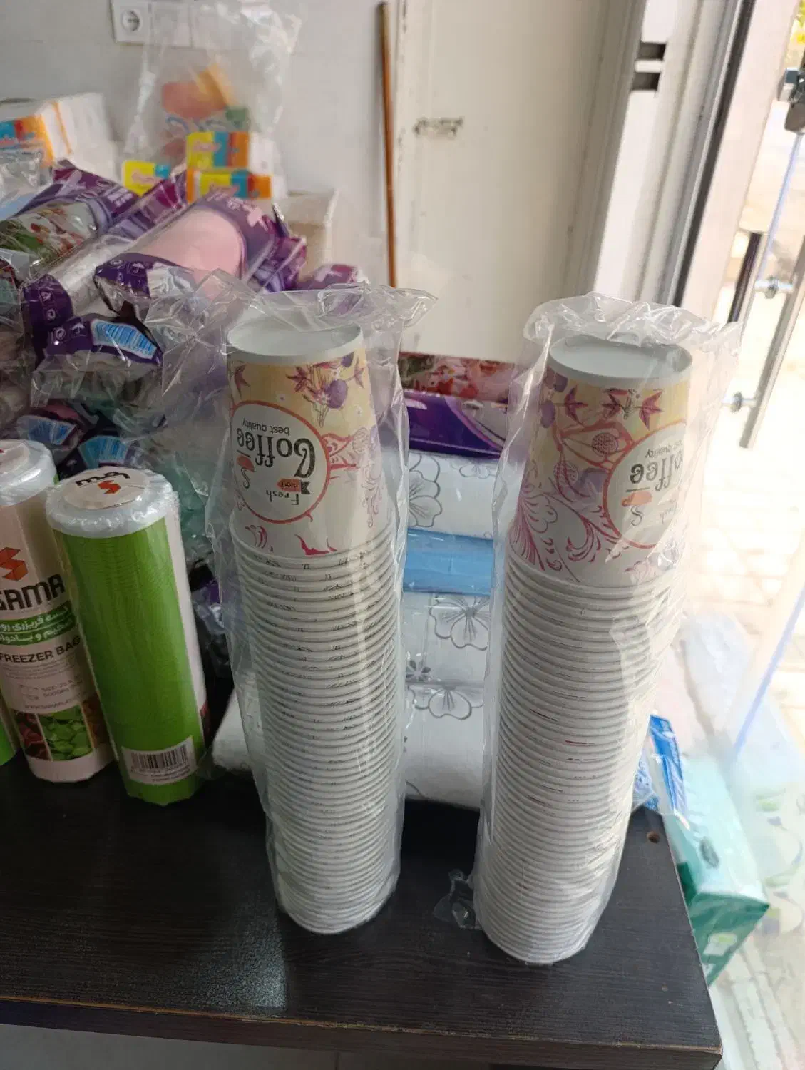 لیوان کاغذی ۵۰ تایی|ظروف سرو و پذیرایی|کوهدشت, |دیوار