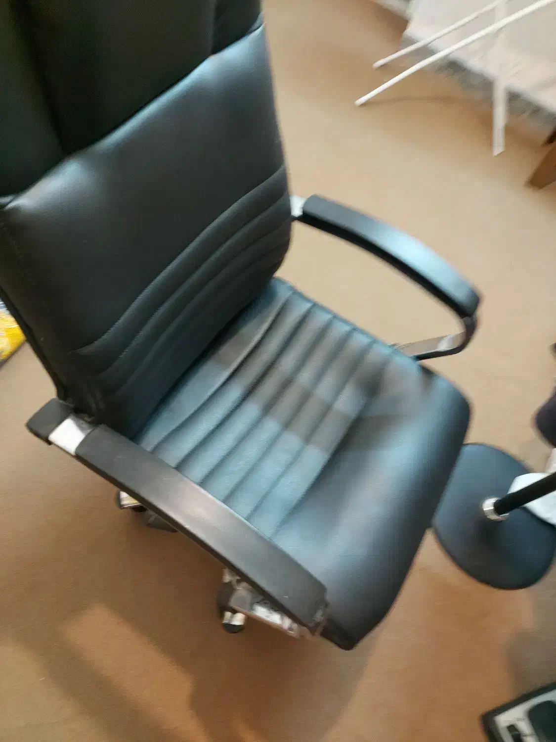 فروش میز و صندلی|دفتر کار|شاهینشهر, عطار|دیوار