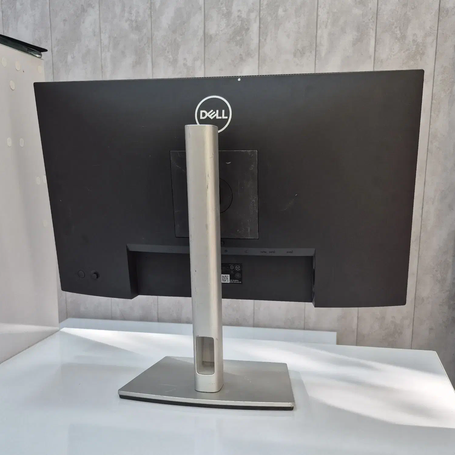 مانیتور ۲۴ اینچ DELL P2422H|قطعات و لوازم جانبی رایانه|خرم‌آباد, |دیوار