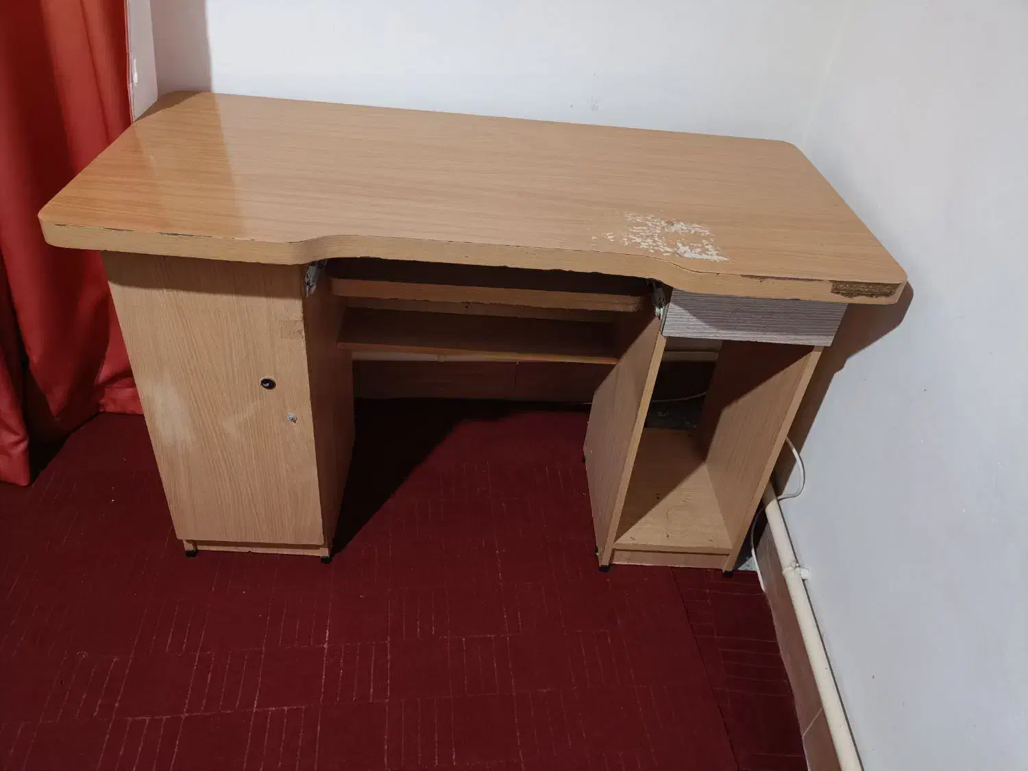 بازدید مامونیه|میز تحریر و کامپیوتر|زرندیه, |دیوار